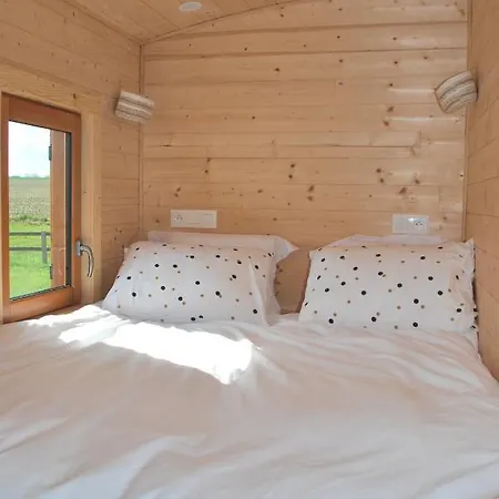 La Roulotte Des Mohuques Séjour à la campagne Mont-Saint-Aubert